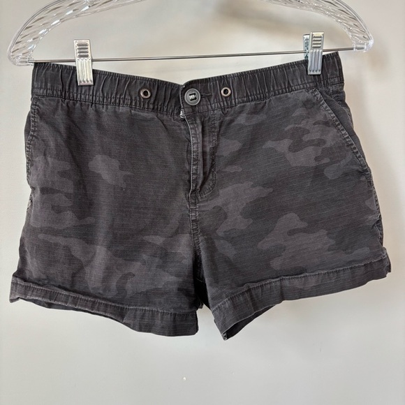 Vuori Camo Ripstop Shorts Size S - Picture 1 of 9